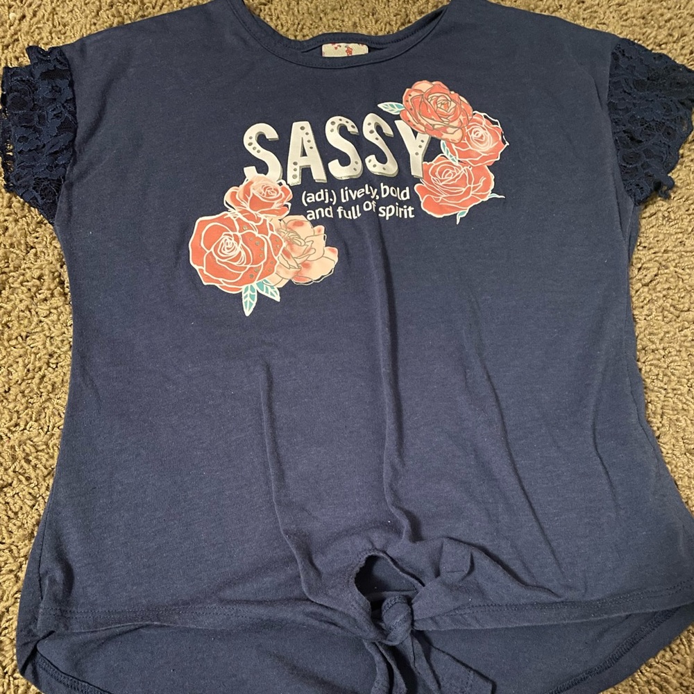 Girls short sleeve shirt (L)